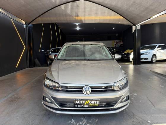 VOLKSWAGEN POLO 1.0 200 TSI COMFORTLINE AUTOMÁTICO